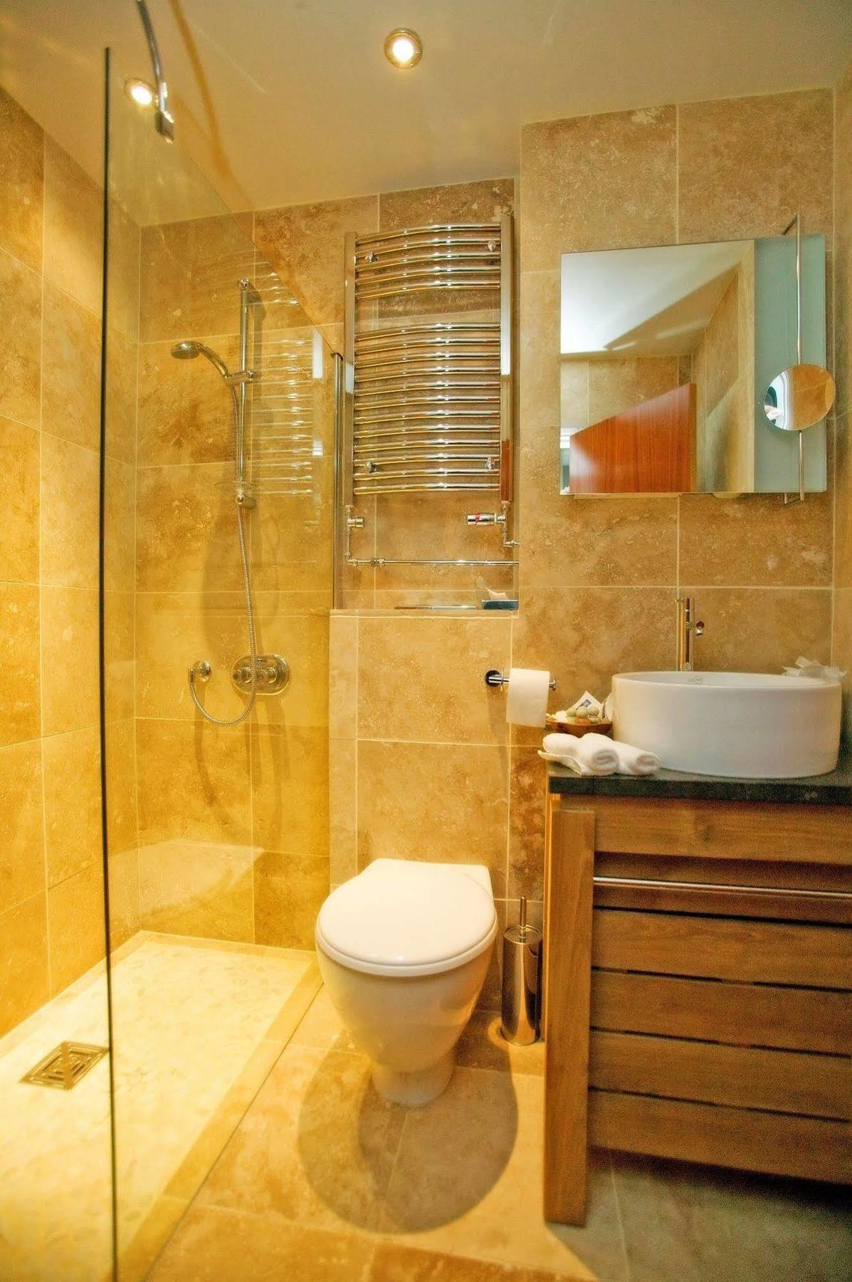 Cobo Bay Hotel Castel Kamer foto